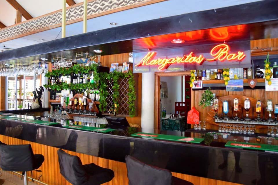 Honiara Hotel 外观 照片
