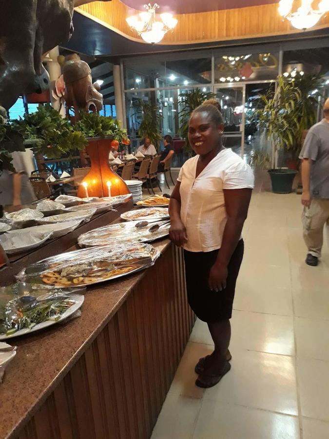 Honiara Hotel 外观 照片