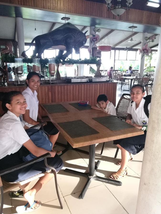 Honiara Hotel 外观 照片